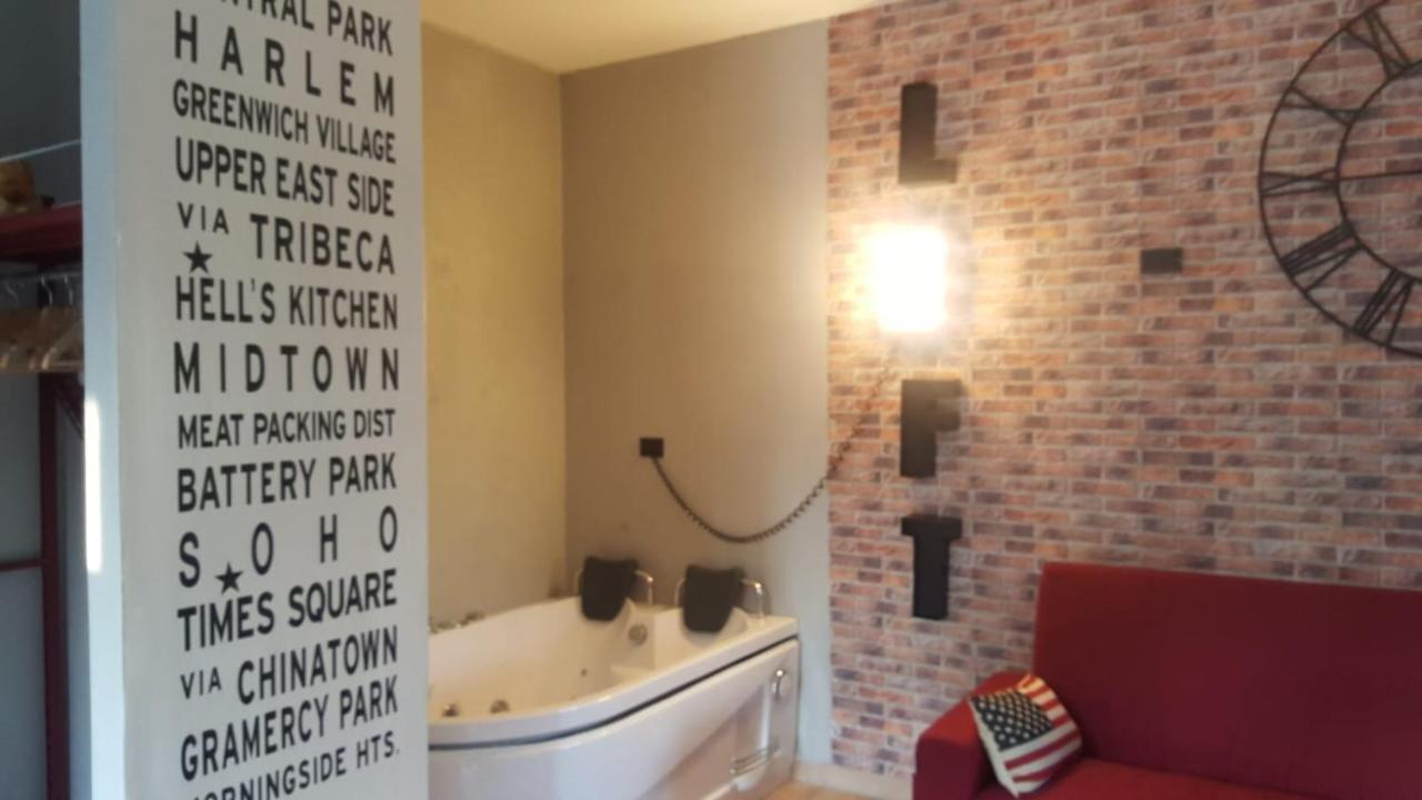 B&B La Corte Dei Samidagi Алессандрія Екстер'єр фото